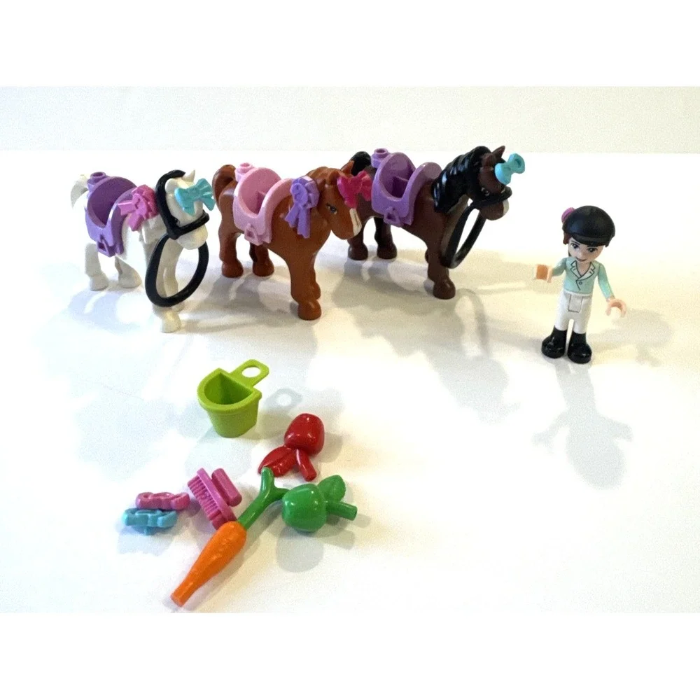 Lego Friends Horse Lot Mini Fig Bridle Saddle Carrot Bow Ribbons